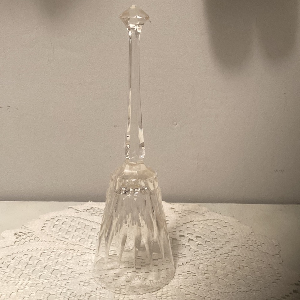Mikasa Crystal Bell